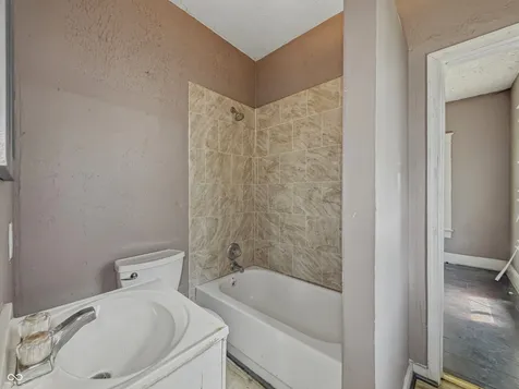 605 W 29th Street Indianapolis IN 46208