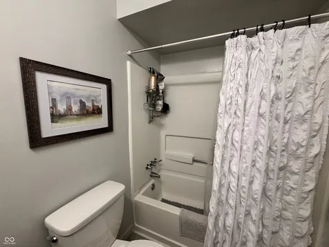 7811 Cannonade Drive Indianapolis IN 46217