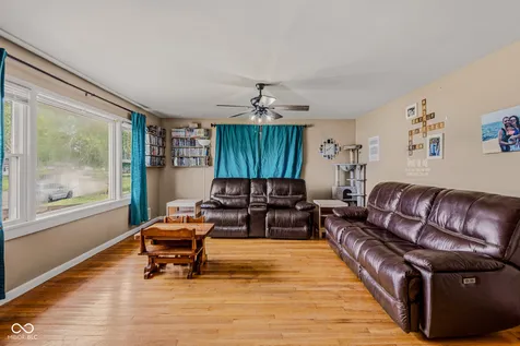 181 W Harrison Drive Seymour IN 47274