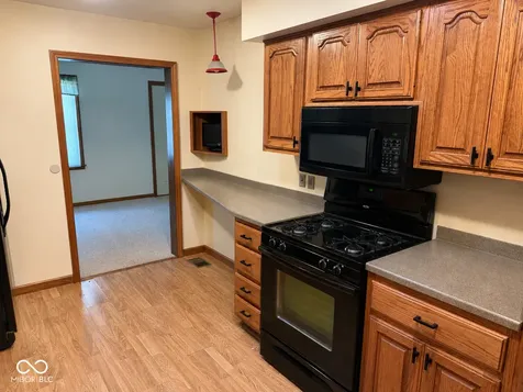 6648 Mcfarland Road Indianapolis IN 46227