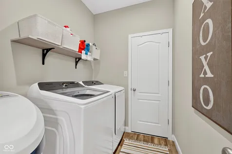 6529 Eagles Nest Lane Mccordsville IN 46055