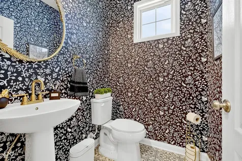 6529 Eagles Nest Lane Mccordsville IN 46055
