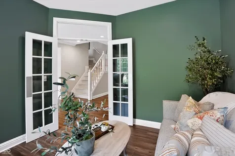 7441 Oakland Hills Drive Indianapolis IN 46236