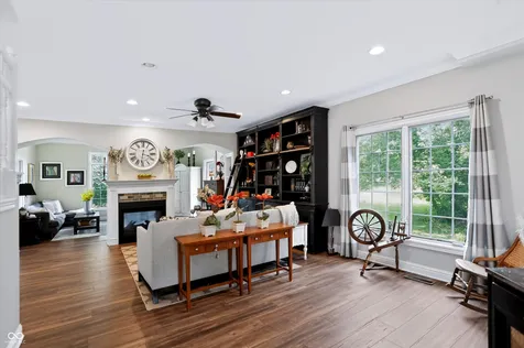 7441 Oakland Hills Drive Indianapolis IN 46236