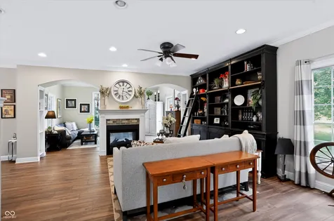 7441 Oakland Hills Drive Indianapolis IN 46236