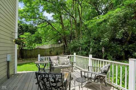 7441 Oakland Hills Drive Indianapolis IN 46236