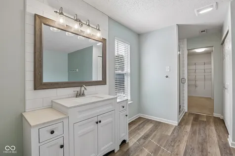 10381 Cotton Blossom Drive Fishers IN 46038