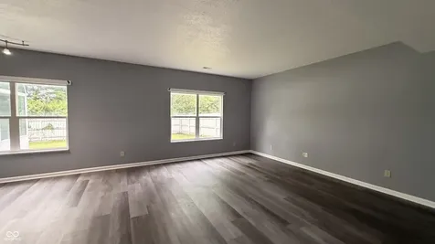 6015 Lakeside Manor Avenue Indianapolis IN 46254