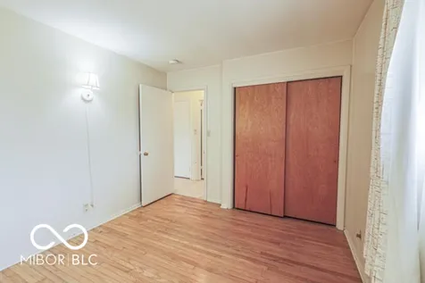 432 W Park Drive Edinburgh IN 46124