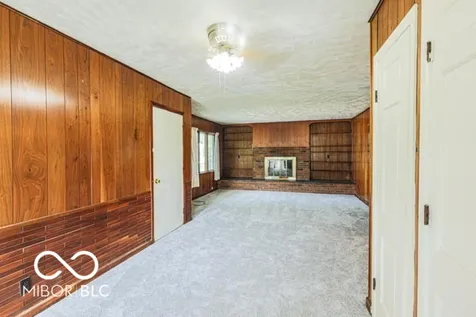 432 W Park Drive Edinburgh IN 46124