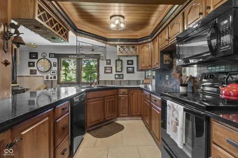 6454 E 116th Street Fishers IN 46038