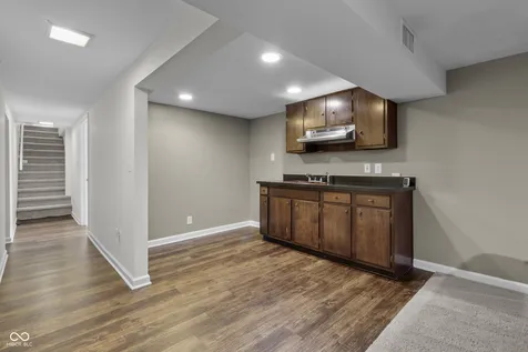 6454 E 116th Street Fishers IN 46038