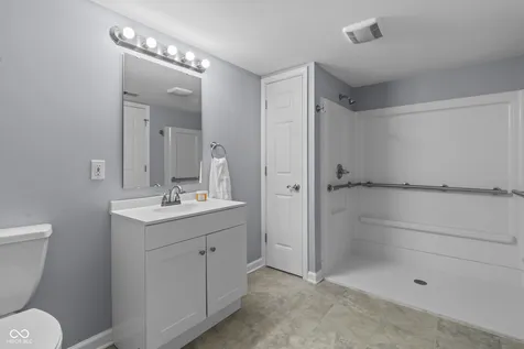 6454 E 116th Street Fishers IN 46038