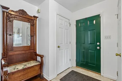 6641 Crestwell Lane Indianapolis IN 46268