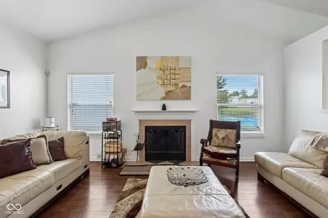 6641 Crestwell Lane Indianapolis IN 46268