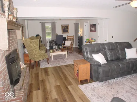 34 Riverview Court Greenfield IN 46140