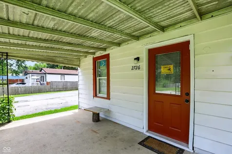 2726 S Lyons Avenue Indianapolis IN 46241