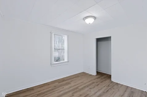 2726 S Lyons Avenue Indianapolis IN 46241