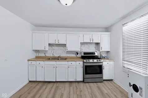 2726 S Lyons Avenue Indianapolis IN 46241