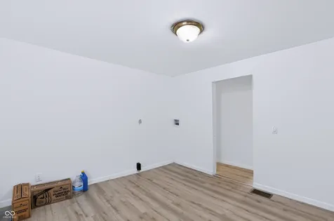 2726 S Lyons Avenue Indianapolis IN 46241