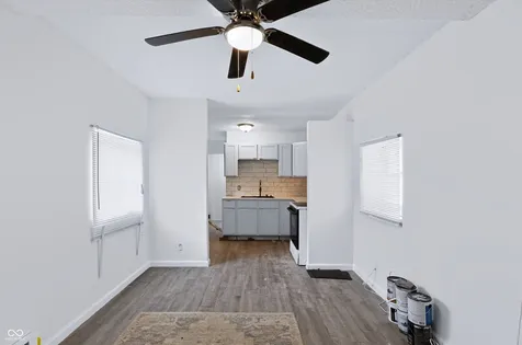 2726 S Lyons Avenue Indianapolis IN 46241