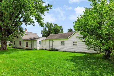 2726 S Lyons Avenue Indianapolis IN 46241