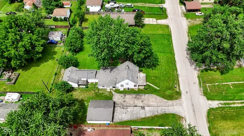 2726 S Lyons Avenue Indianapolis IN 46241