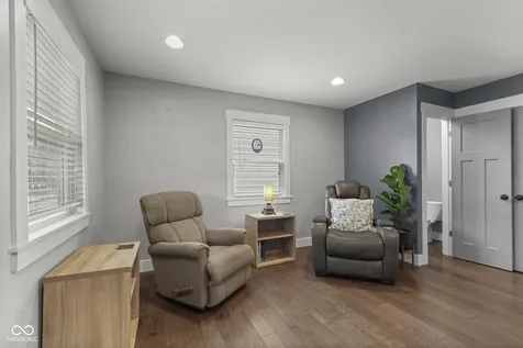 736 Lincoln Street Indianapolis IN 46203