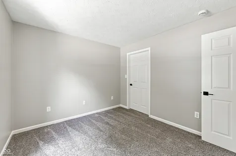 3924 Gray Pond Court Indianapolis IN 46237