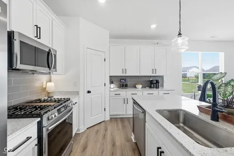 5577 Volanti Way Greenwood IN 46143