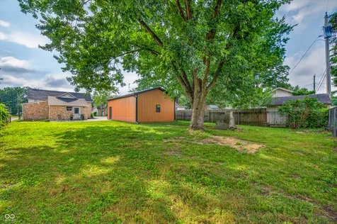 648 Young Street Franklin IN 46131