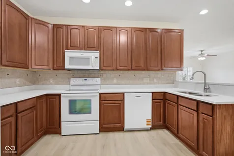 2641 Oneida Lane Indianapolis IN 46217