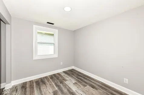 8115 Railroad Road Indianapolis IN 46217