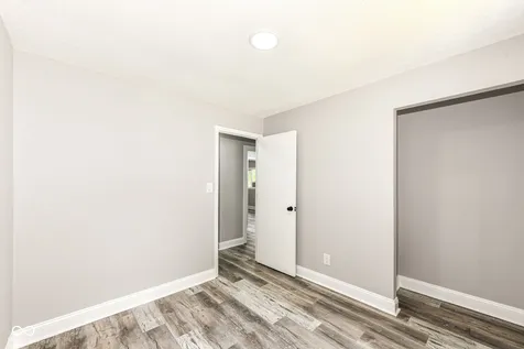 8115 Railroad Road Indianapolis IN 46217