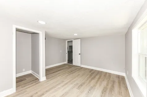 8115 Railroad Road Indianapolis IN 46217