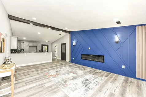8115 Railroad Road Indianapolis IN 46217