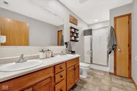5543 Blairwood Drive Indianapolis IN 46237