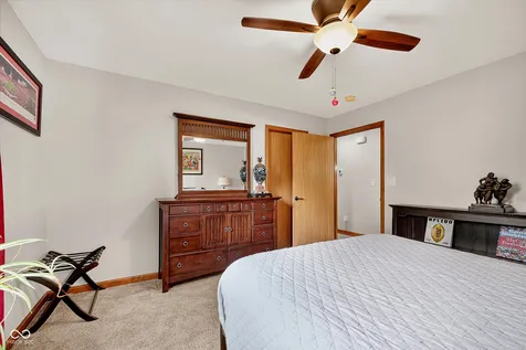 5543 Blairwood Drive Indianapolis IN 46237