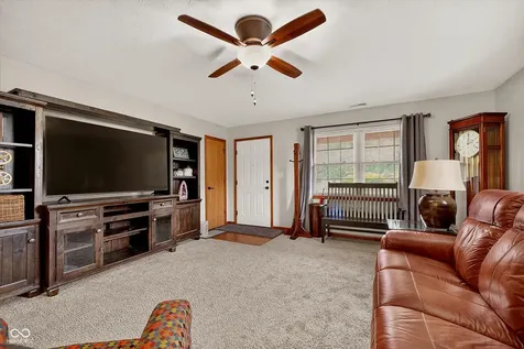 5543 Blairwood Drive Indianapolis IN 46237