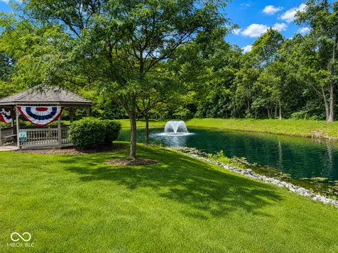 5543 Blairwood Drive Indianapolis IN 46237