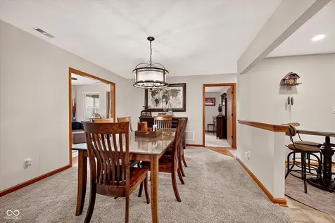 5543 Blairwood Drive Indianapolis IN 46237