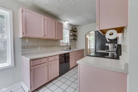 1005 N Center Drive Indianapolis IN 46224
