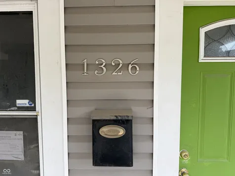 1326 Union Street Indianapolis IN 46225