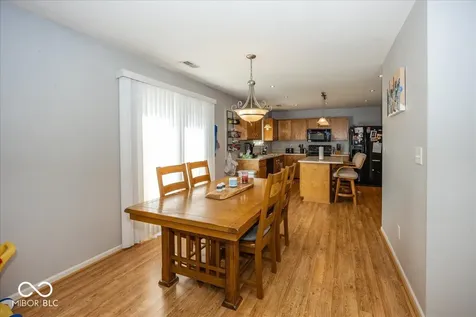 7929 Dillon Place Indianapolis IN 46236