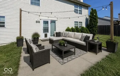 7929 Dillon Place Indianapolis IN 46236