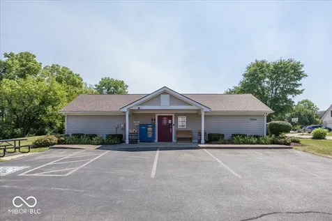 7929 Dillon Place Indianapolis IN 46236