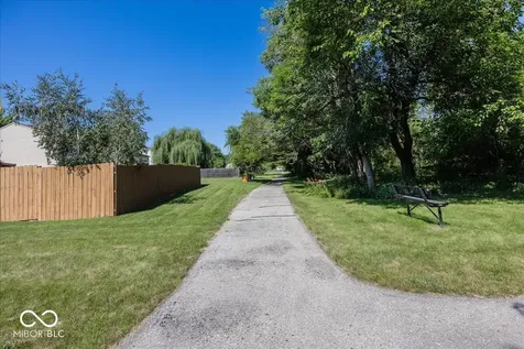 7929 Dillon Place Indianapolis IN 46236