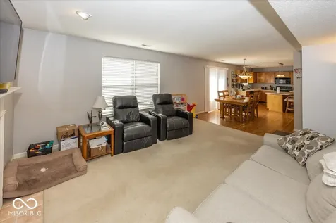 7929 Dillon Place Indianapolis IN 46236