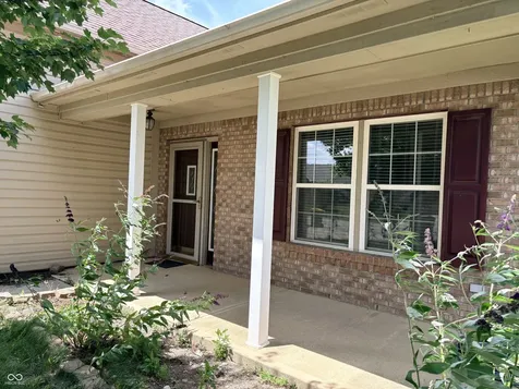 58 Fillmore Way Westfield IN 46074
