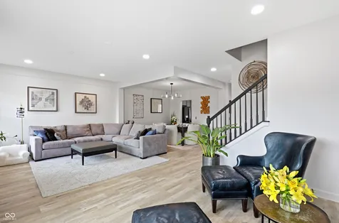 835 Ivy Lane Carmel IN 46032